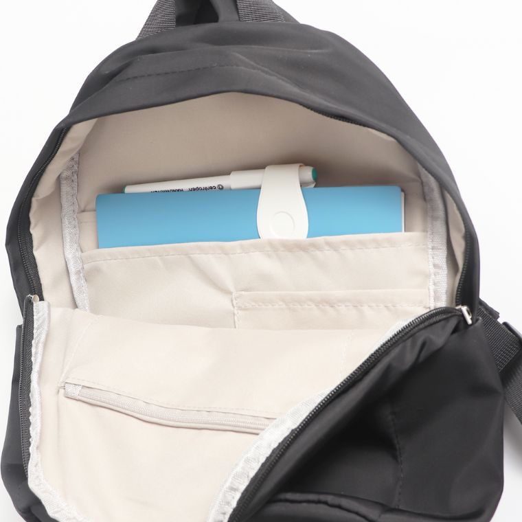 りゅっくページ 小さいのに収納力抜群 ツイル 多 ポケット リュック ladys